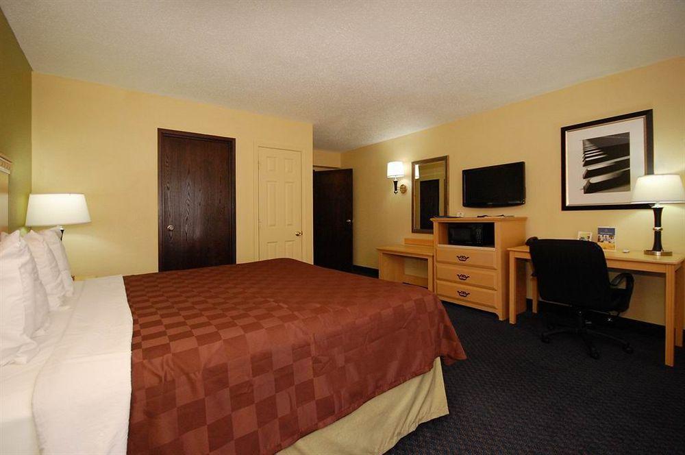 Best Western Plus Galleria Inn & Suites Memphis Bagian luar foto