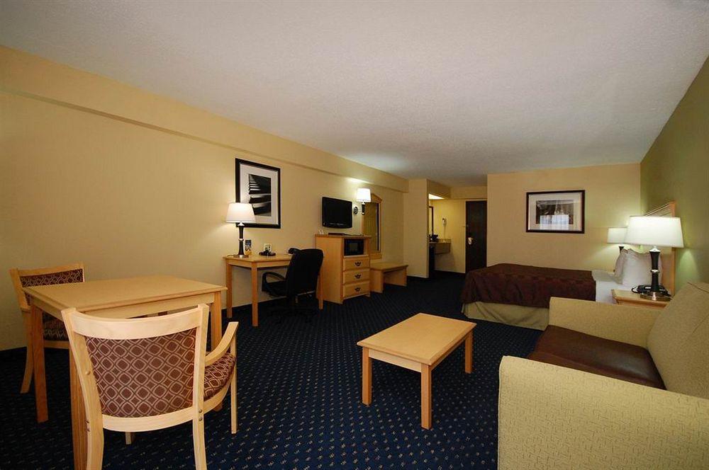 Best Western Plus Galleria Inn & Suites Memphis Bagian luar foto