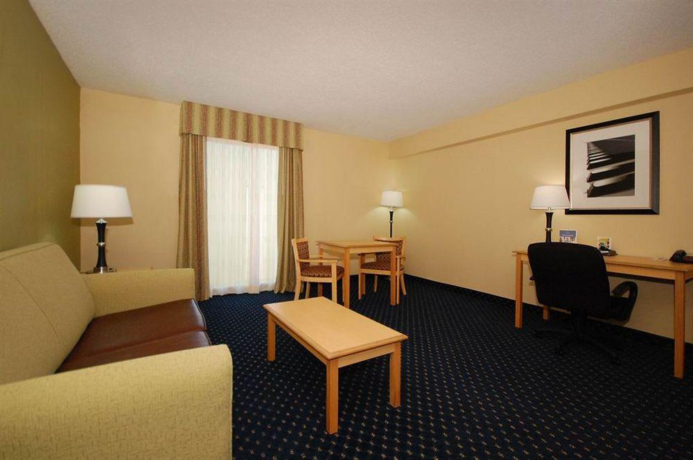 Best Western Plus Galleria Inn & Suites Memphis Bagian luar foto